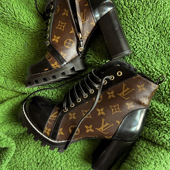 Star trail leather lace up boots Louis Vuitton Brown size 38.5 EU